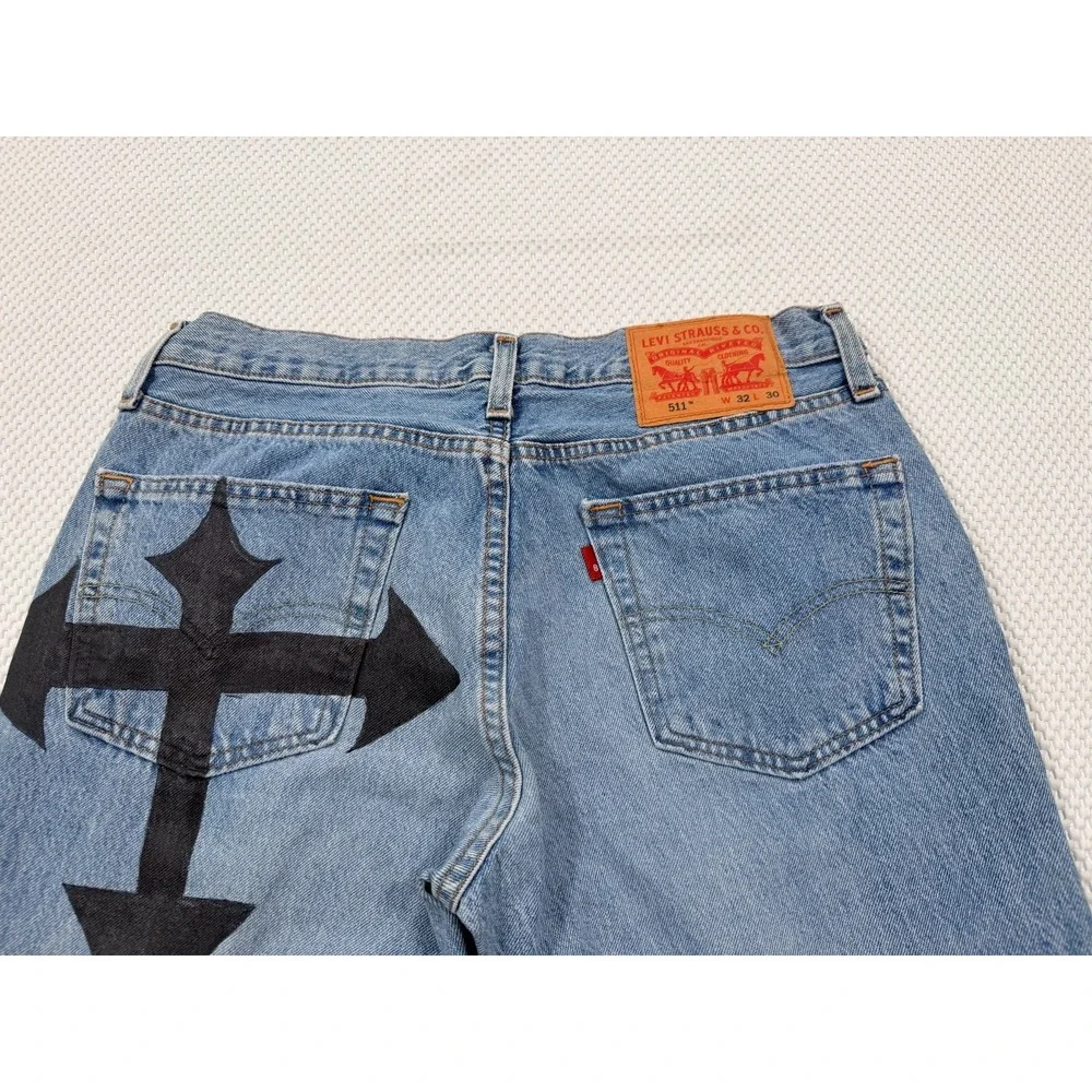 Levi's 511 Slim Jeans W32 L30 Light Wash Custom Cross Graphic Denim Pants